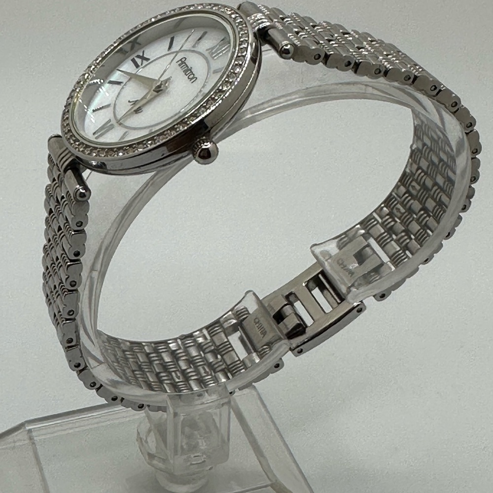 Woman’s Armitron Now Wrist Watch - Picture 4 of 7